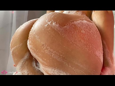 ❤️ Brunette Masturbates Pus karo Vibrator kanggo Intens Orgasme ing Shower ️ Video seks ing kita% jv.fullsexmovs.ru% ️❤